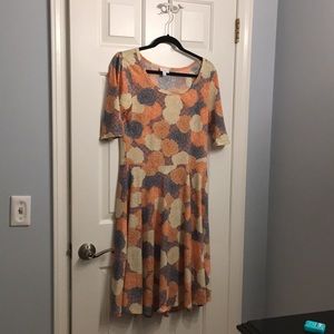 Large Lularoe Nicole dress, EUC